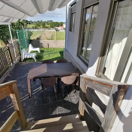 Apartadino Lägenhet Pobra Do Caraminal